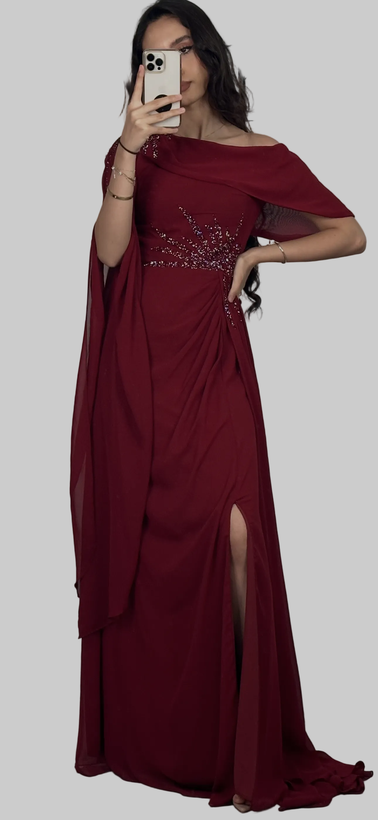 YAQOOT GOWN
